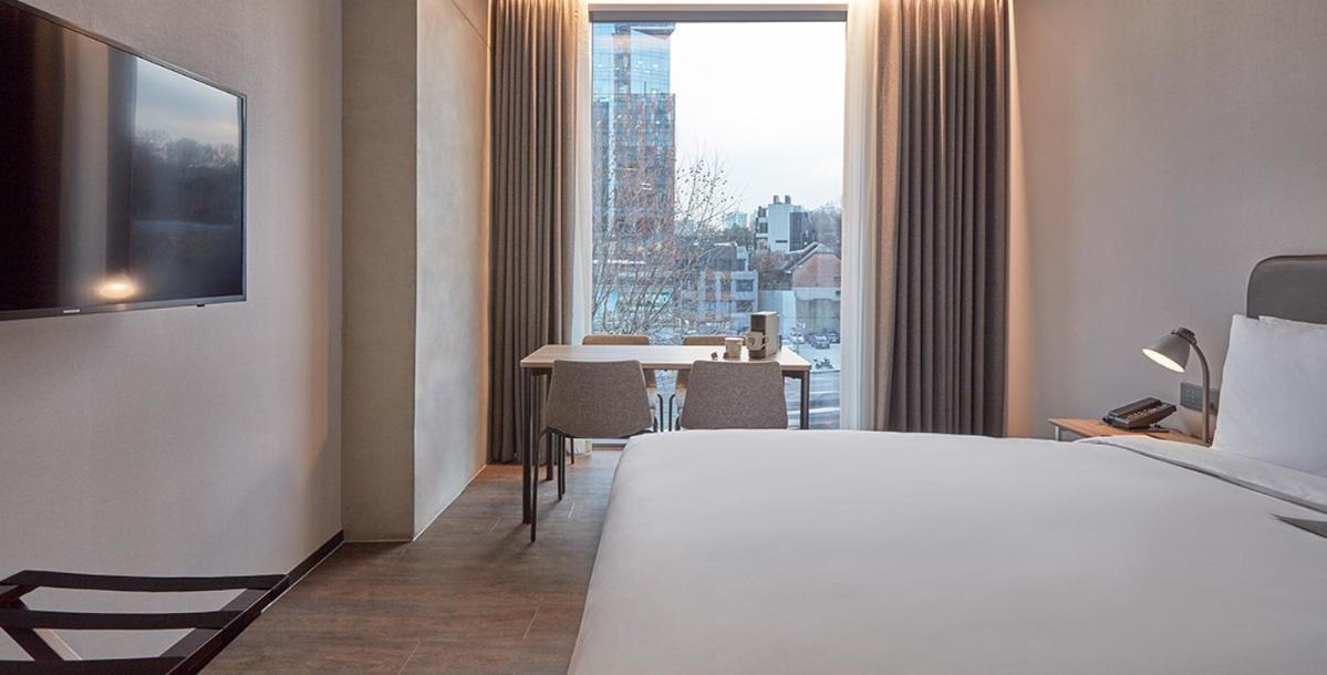 In 9 Gangnam Hotel